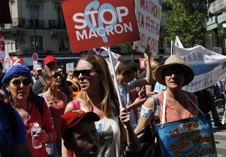 Groot protest in Parijs tegen Macron: politie massaal aanwezig
