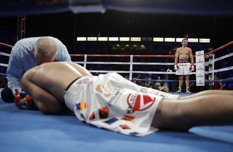 Golovkin verdedigt zijn titels met succes tegen Martyrosian