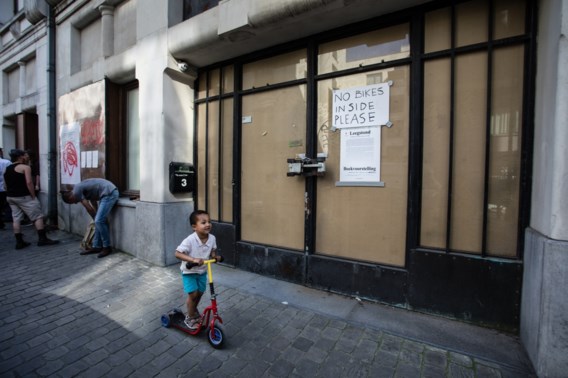 ‘Brussel moet leegstaande gebouwen tijdelijk in gebruik nemen’