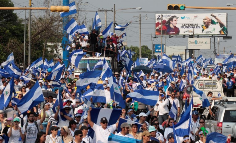 Stoet van zes kilometer lang protesteert tegen regering in Nicaragua