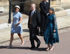 Wat droegen Meghan en haar gasten?