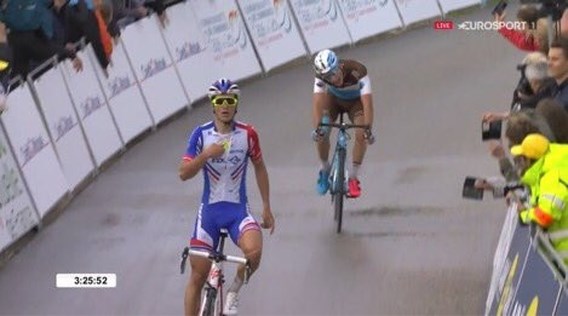 Vichot slaat dubbelslag in slotrit in Ronde van de Ain