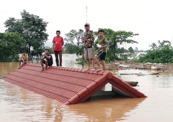 Honderden vermist na instorting dam in Laos