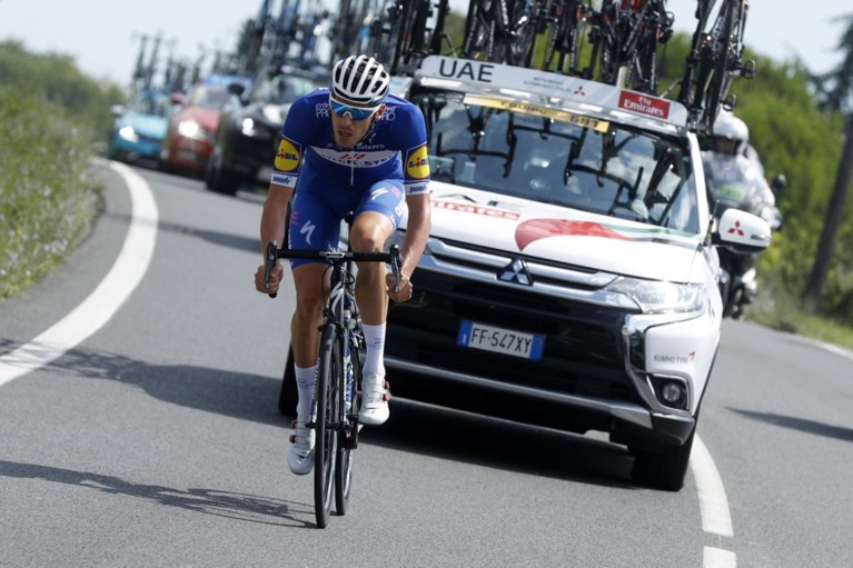 Quick Step Floors ondanks val van Gilbert met Alaphilippe toch weer aan het feest na bewogen etappe in de Tour