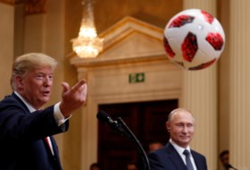 Druk op tolk om gesprek Trump en Poetin te reconstrueren