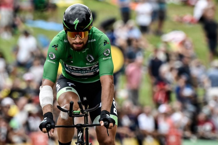 Tom Dumoulin houdt Chris Froome af en knalt naar de zege in tijdrit, Geraint Thomas heeft zijn Tourzege binnen