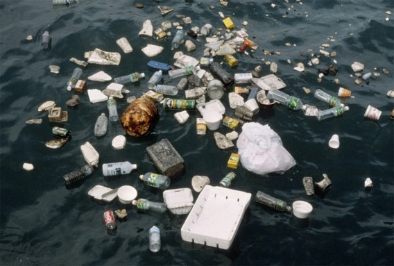 Plastic afval draagt bij tot klimaatopwarming