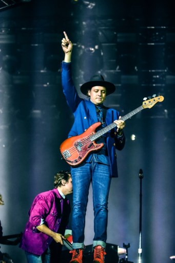 Arcade Fire: armwuiven op de Apocalyps