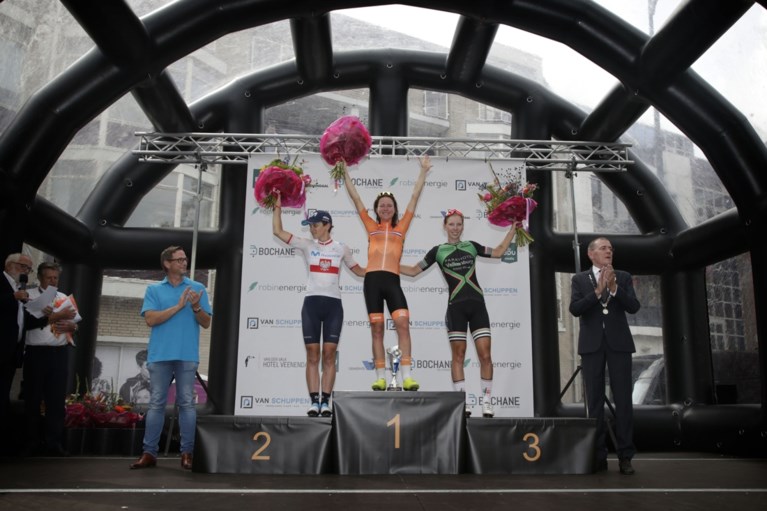 Annemiek van Vleuten wint voor eigen volk