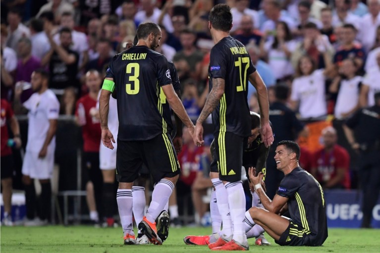 Cristiano Ronaldo in tranen na rode kaart in eerste match met Juventus in Champions League