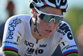Marianne Vos pakt in Waterloo de zege bij de vrouwen, Cant stelt teleur met 10e plek