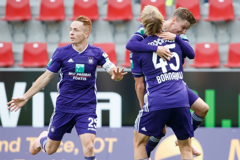 Anderlecht pakt deugddoende zege tegen Zulte Waregem