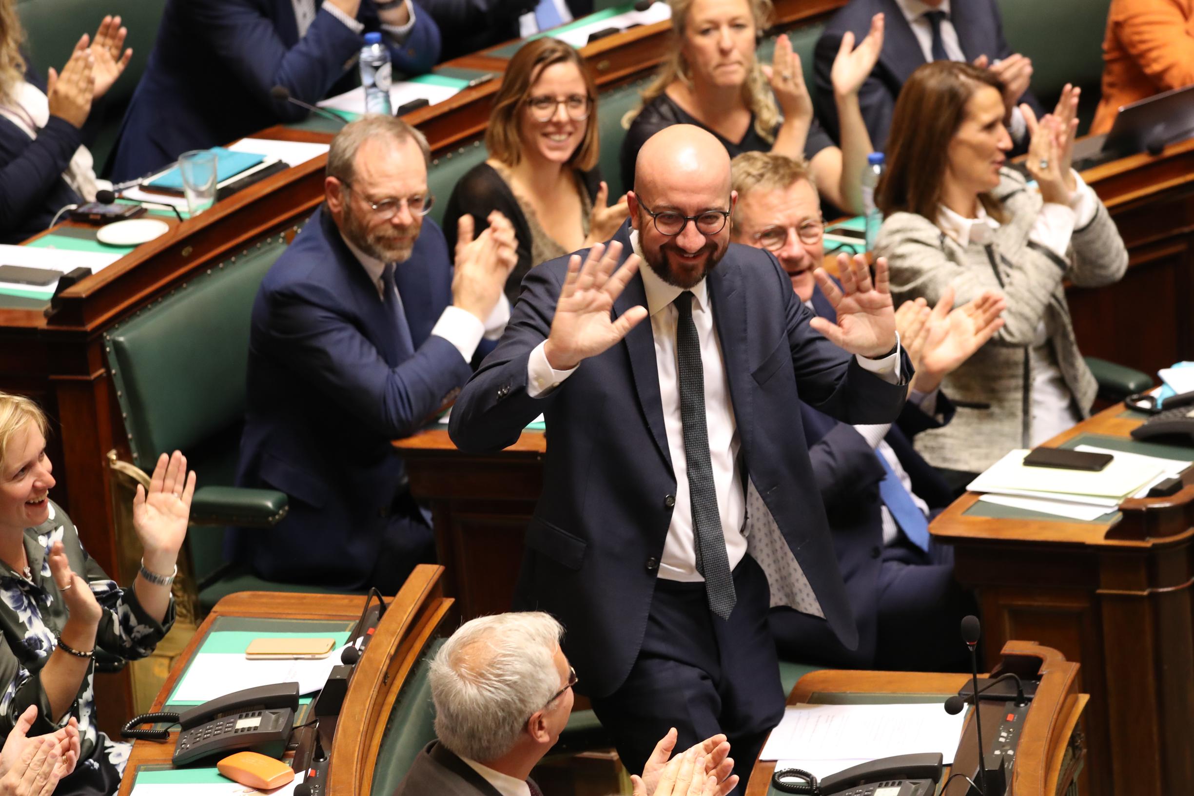 Als de premier het gras voor zijn eigen voeten wegmaait | De Standaard