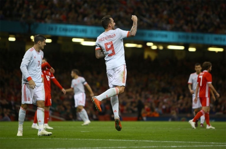 Portugal behoudt het maximum in UEFA Nations League, Spanje vernedert Wales en Mitrovic scoort twee keer