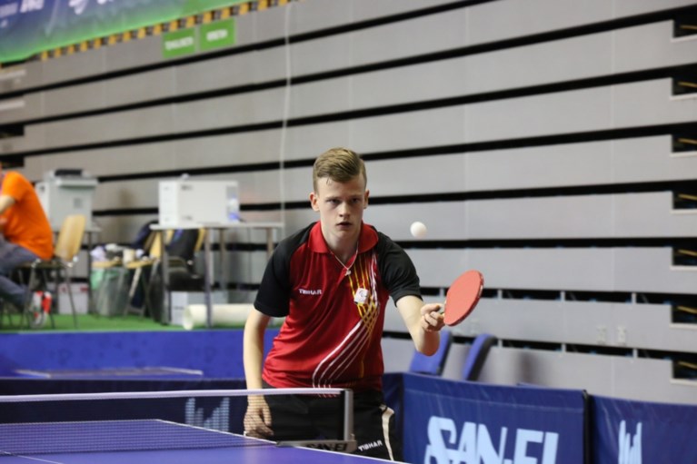 Laurens Devos en Florian Van Acker pakken goud op WK paralympisch tafeltennis