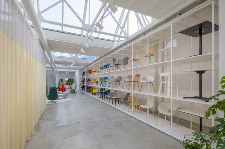 Vitra opent winkel in Antwerpen