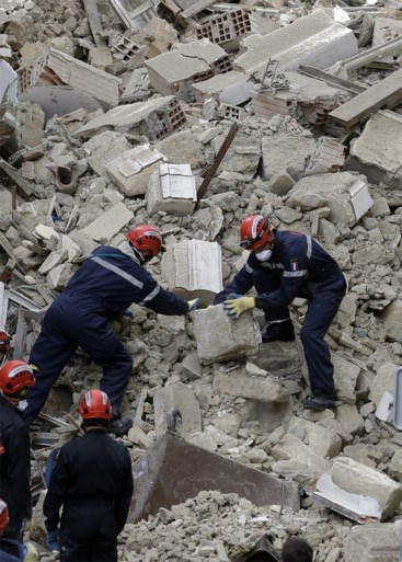 Huizen in centrum Marseille ingestort: al vier lichamen geborgen