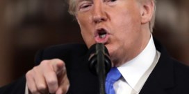 Trump wijt verlies in Huis aan ‘agressieve media’, discussie met CNN-journalist ontspoort