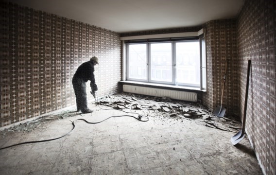 Kan ik als gepensioneerde onbelast bijklussen in een appartementsgebouw?