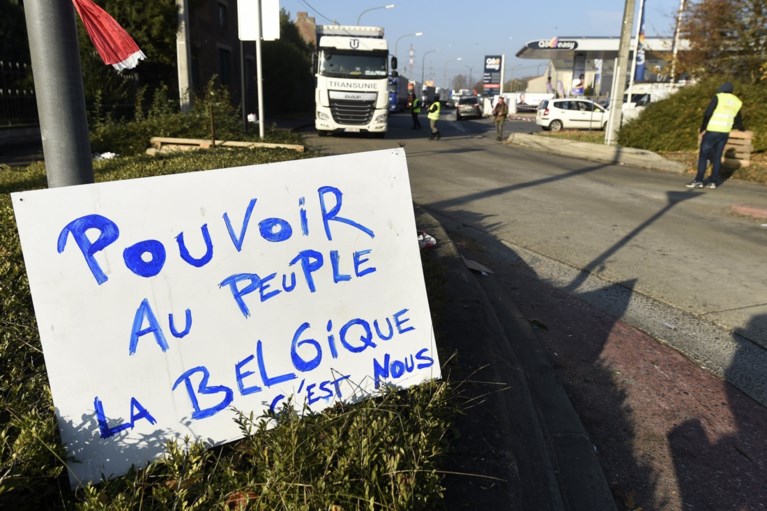 Jambon: 'Sneller en kordater optreden tegen gele hesjes'