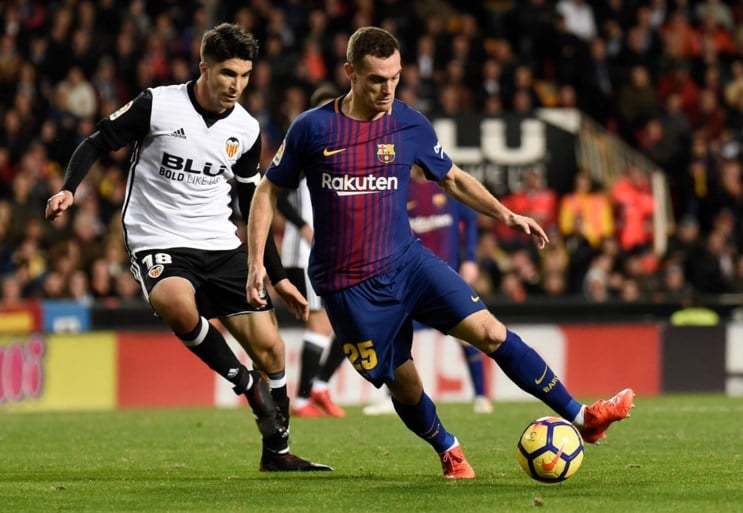 Vermaelen staat met Barcelona voor duel met oude rivaal: “Transfer naar Engeland is mogelijk”