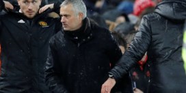 Manchester United zet José Mourinho op straat