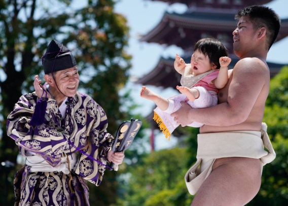 Geboortecijfer in Japan nooit eerder zo laag