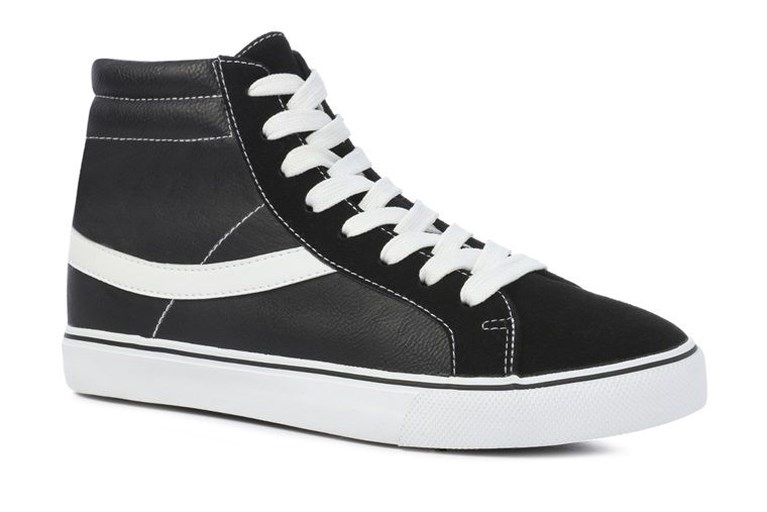 Vans beschuldigt Primark van plagiaat