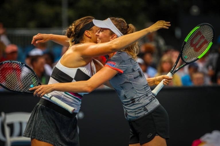 AUSTRALIAN OPEN. Nadal onder stoom, Federer op recordkoers en Sharapova als reuzendoder