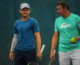 David Goffin en Elise Mertens komen vrijdagnacht in actie op Australian Open: “Het wordt moeilijk”