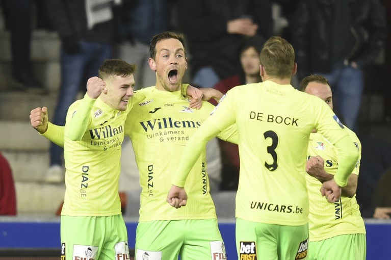 Moeskroen pakt de zege tegen Oostende