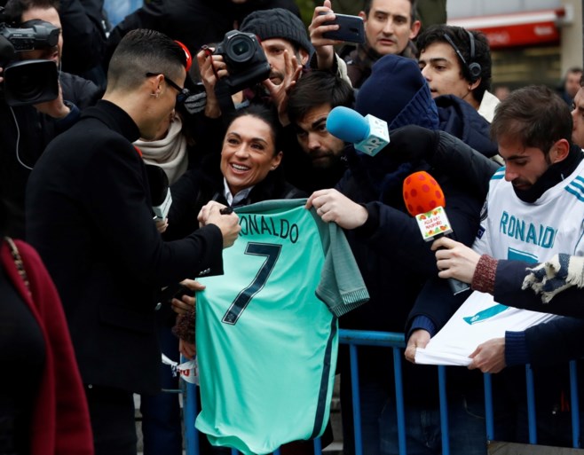 Cristiano Ronaldo kent zijn straf voor belastingfraude: 23 maanden (niet) de cel in en een miljoenenboete