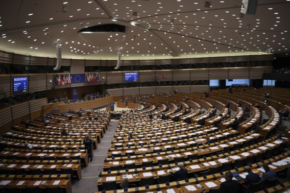 Europees Parlement verscherpt gedragsregels na metoo-getuigenissen