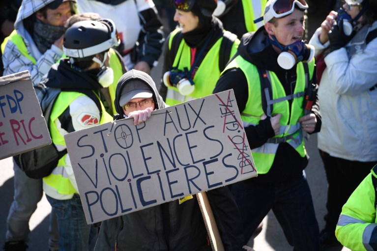 Meer dan 58.000 gilets jaunes de straat op in Frankrijk