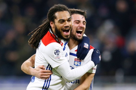 Sensatie in Franse Ligue 1: PSG verliest voor het eerst dit seizoen, reuzendoder van dienst is het Lyon van Jason Denayer