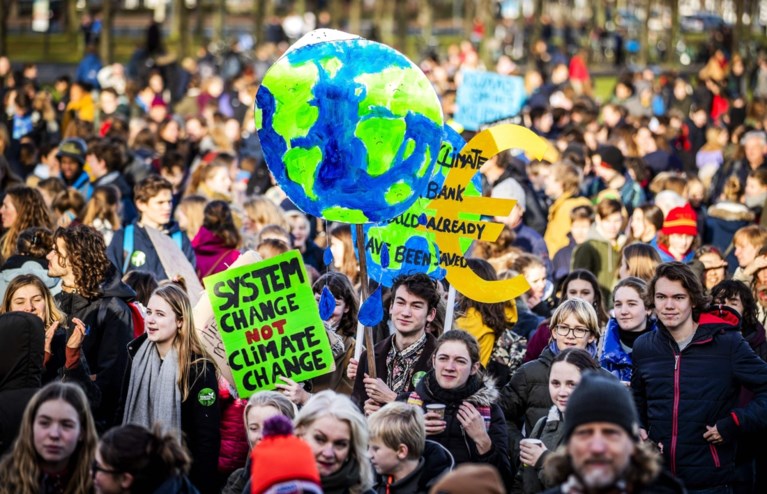 Meer dan 10.000 klimaatspijbelaars in Leuven: ‘Schauvliege kreeg veel bagger over zich heen, maar wij ook’