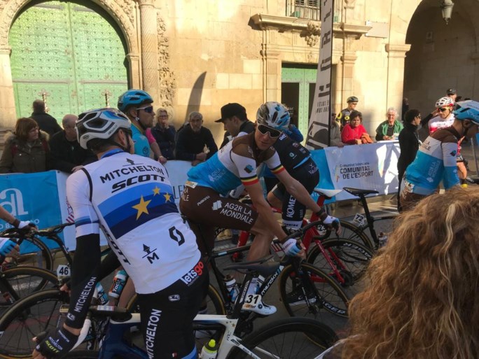 Trentin sprint sneller dan Bouhanni in Ronde van Valencia