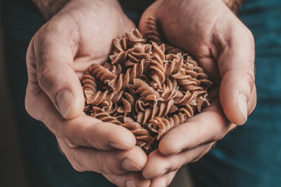 We weten niet wat een normale portie is, advies: eet wat in je hand past
