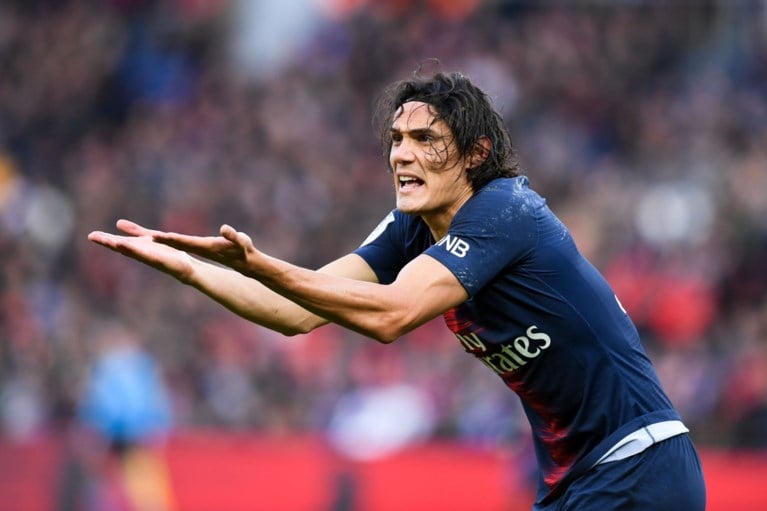PSG wint, maar verliest na Neymar nu ook Cavani vlak voor confrontatie met Manchester United