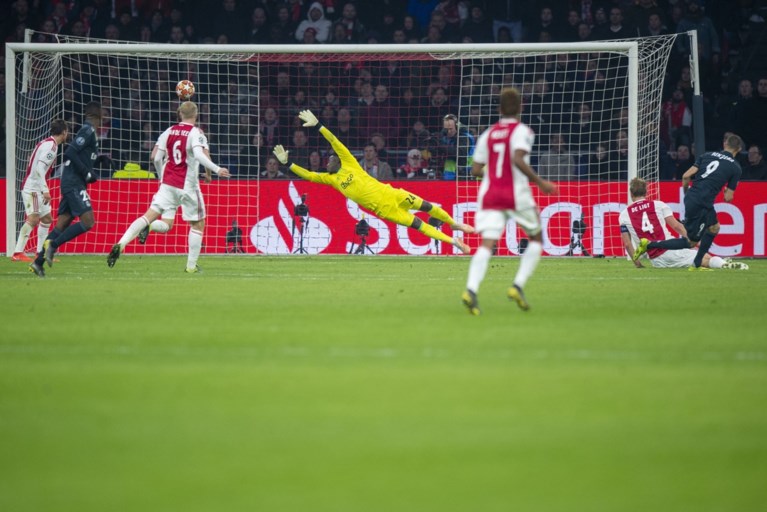 Sterk Ajax toch nog de boot in tegen Real Madrid, Courtois komt goed weg na VAR-ingreep