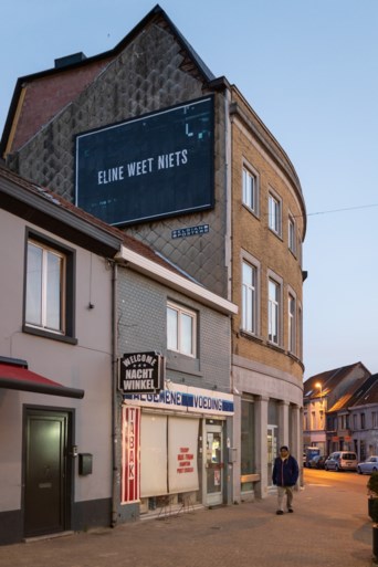 Mysterieuze affiches van ‘De Mol’ duiken op in straatbeeld