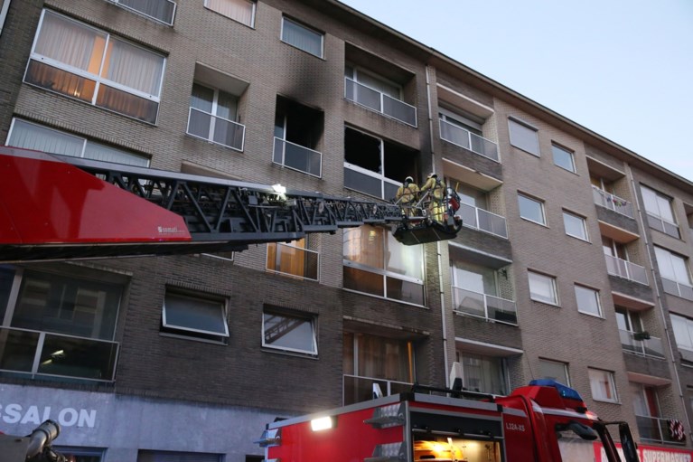 Twee bewoners in levensgevaar na brand in appartement in Antwerpen