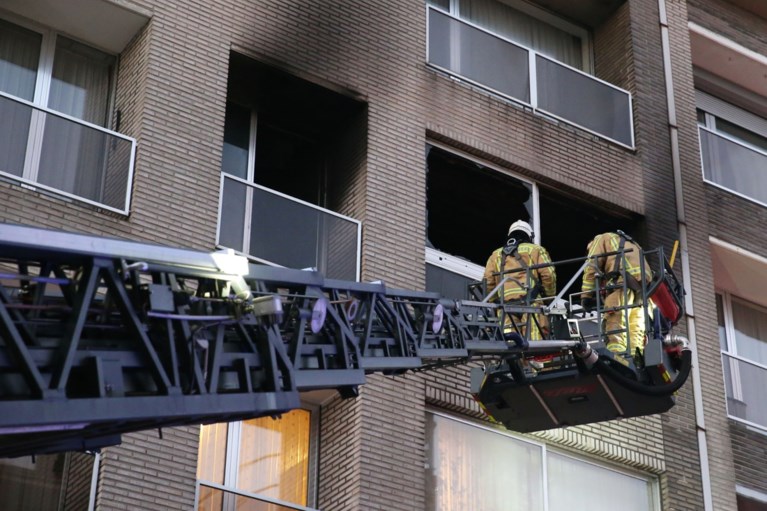 Twee bewoners in levensgevaar na brand in appartement in Antwerpen