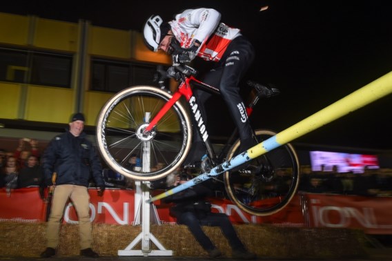 Trialparcours vormt enige nieuwigheid in avondcriterium Cyclocross Masters