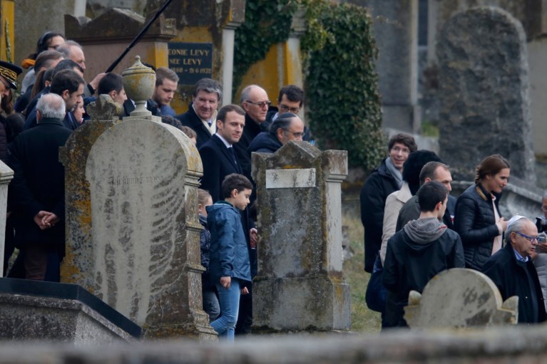 Joodse graven geschonden in aanloop van protesten tegen antisemitisme