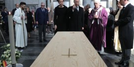 Koningspaar neemt afscheid van kardinaal Danneels bij uitvaart
