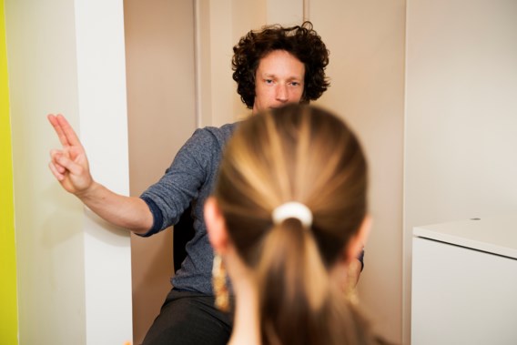 Hoe een simpele oogbeweging helpt bij het verwerken van trauma’s