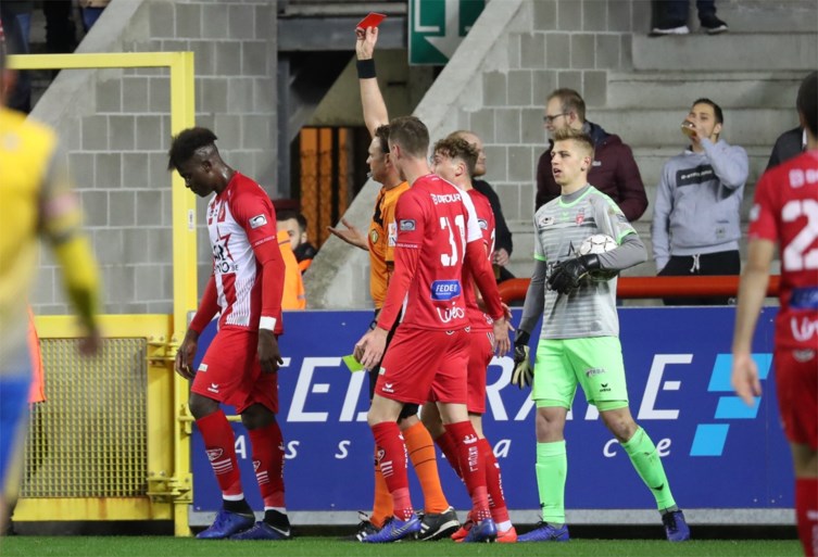 Sensatie in Play-off 2: dolle slotfases en veel doelpunten in Beveren en Brugge, Moeskroen opnieuw onderuit
