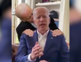 Trump lacht Biden uit met bizarre video