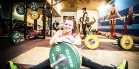 Ex-turnster Nina Sterckx verbetert haar Belgisch Record op EK gewichtheffen en is beste in B-groep